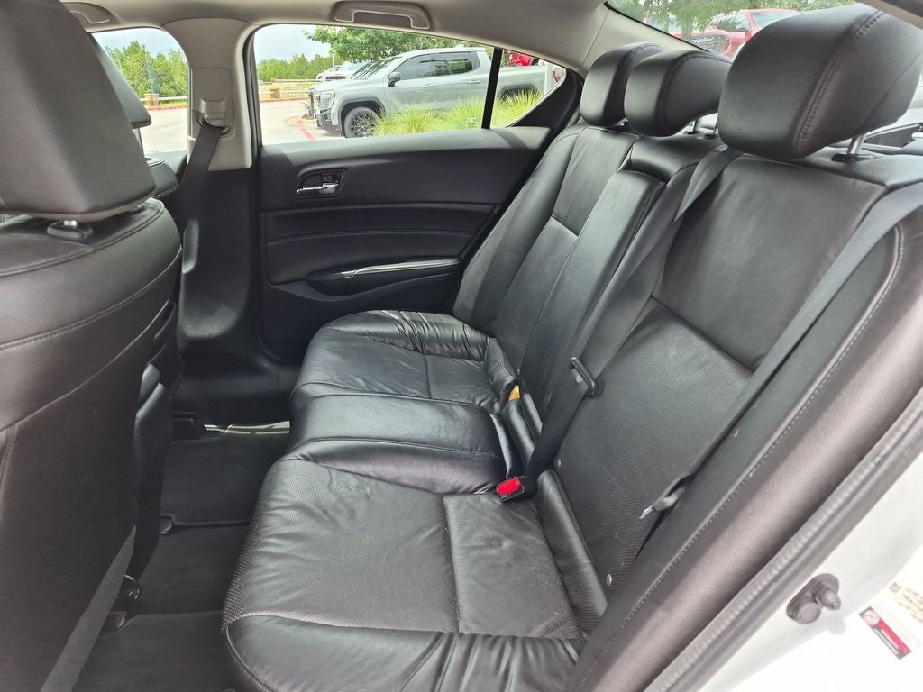 2015 Acura ILX 2.0L Automatic with Technology Package