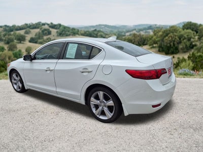 2015 Acura ILX 2.0L Automatic with Technology Package