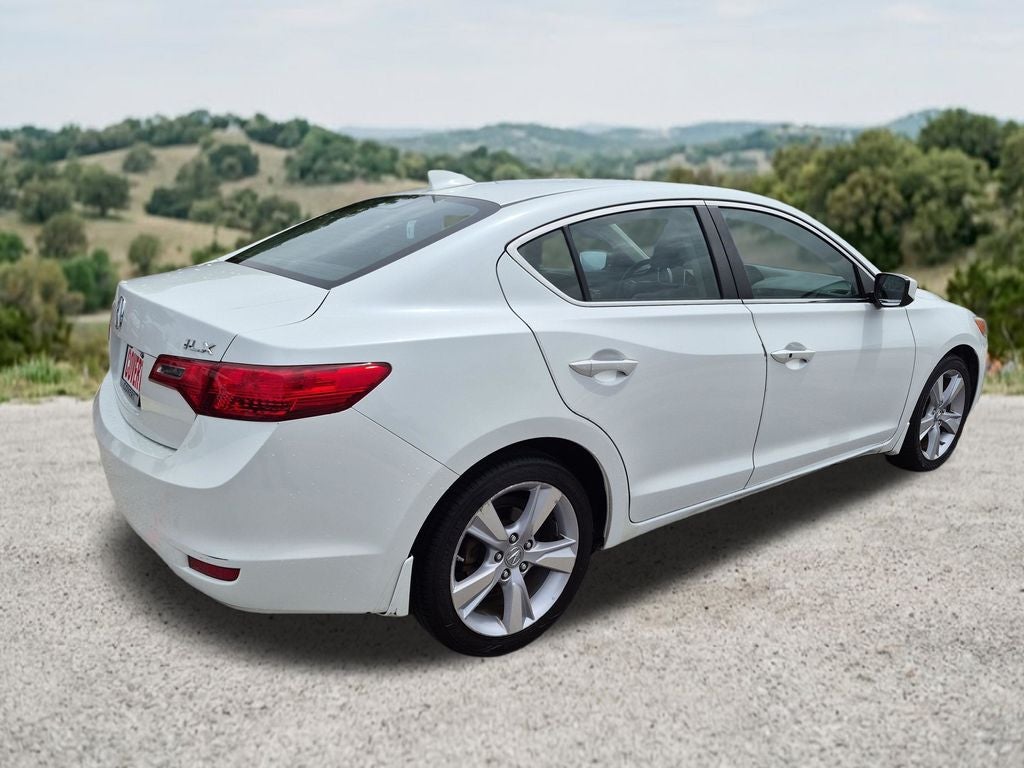2015 Acura ILX 2.0L Automatic with Technology Package