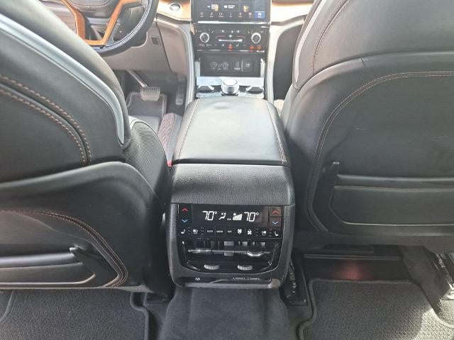 2023 Jeep Grand Cherokee L Summit 4x4