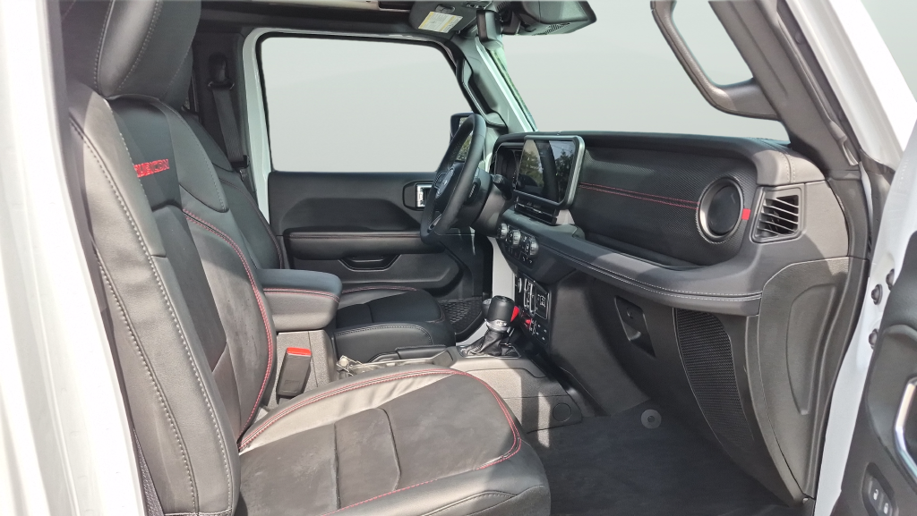 2025 Jeep Wrangler Rubicon X