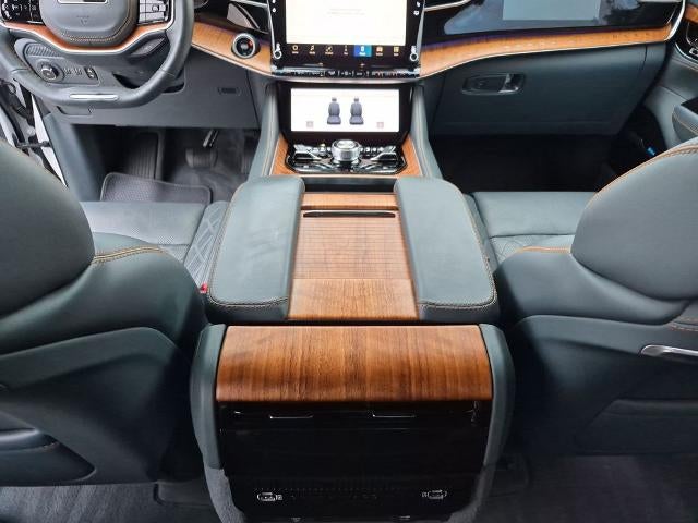 2024 Jeep Grand Wagoneer Series III 4x4