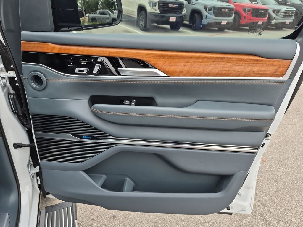 2024 Jeep Grand Wagoneer Series III 4x4