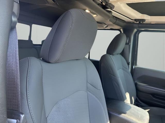 2022 Jeep Gladiator Willys Sport 4x4