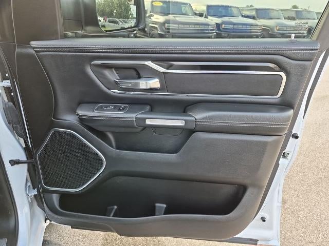 2022 RAM 1500 Laramie 4x4 Crew Cab 5'7" Box