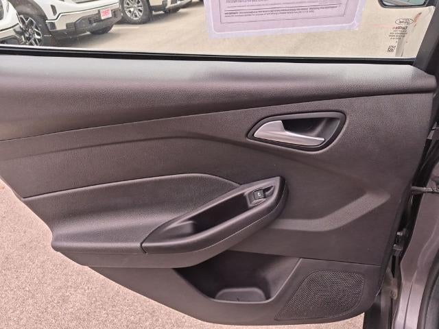 2013 Ford Focus 4dr Sdn SE