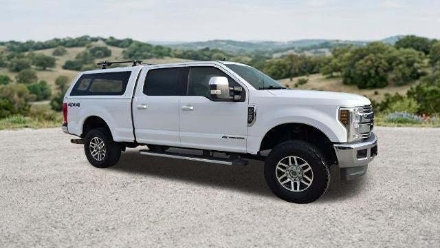 2019 Ford Super Duty F-250 SRW LARIAT 4WD Crew Cab 6.75' Box