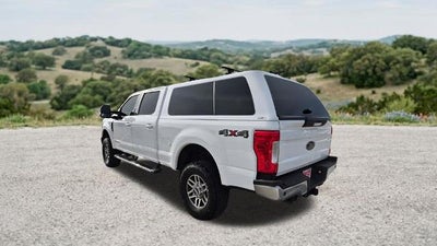 2019 Ford Super Duty F-250 SRW LARIAT 4WD Crew Cab 6.75' Box
