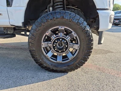 2024 Ford Super Duty F-250 SRW LARIAT 4WD Crew Cab 6.75' Box