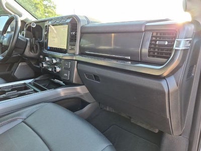 2024 Ford Super Duty F-250 SRW LARIAT 4WD Crew Cab 6.75' Box