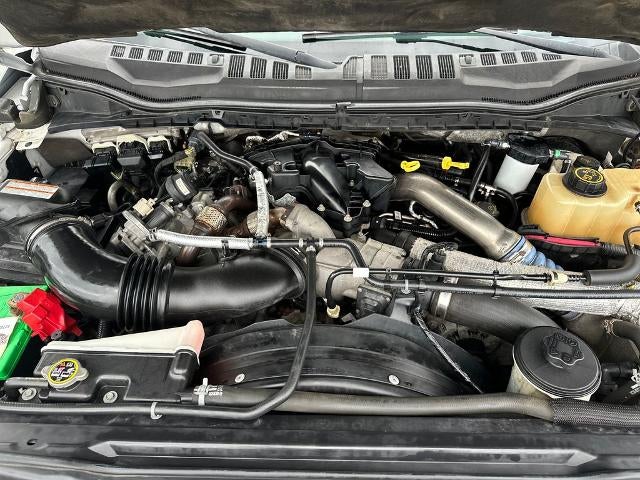 2017 Ford Super Duty F-350 SRW Lariat 4WD Crew Cab 6.75' Box