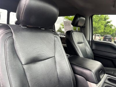 2017 Ford Super Duty F-350 SRW Lariat 4WD Crew Cab 6.75' Box