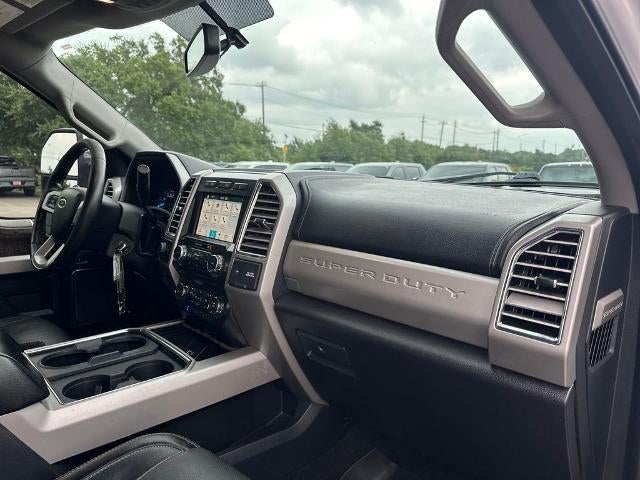 2017 Ford Super Duty F-350 SRW Lariat 4WD Crew Cab 6.75' Box