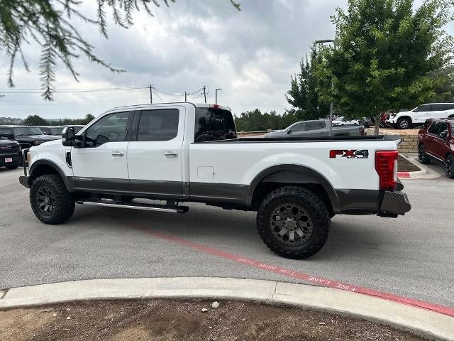 2017 Ford Super Duty F-350 SRW Lariat 4WD Crew Cab 6.75' Box