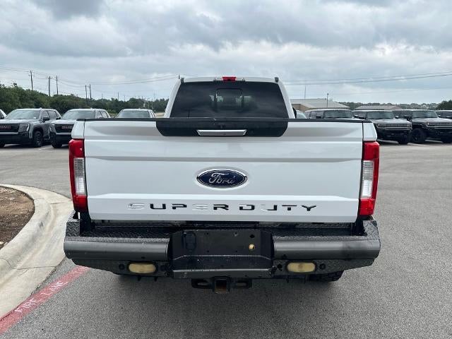 2017 Ford Super Duty F-350 SRW Lariat 4WD Crew Cab 6.75' Box