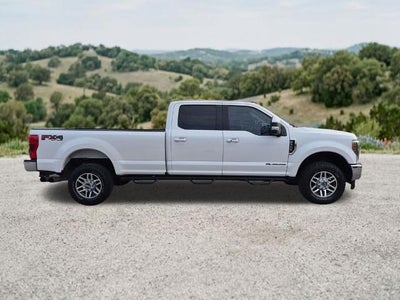 2019 Ford Super Duty F-350 SRW LARIAT 4WD Crew Cab 6.75' Box