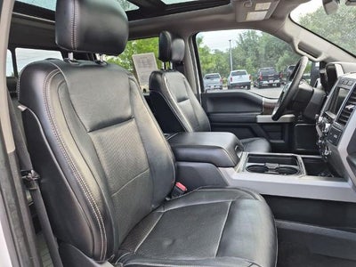 2019 Ford Super Duty F-350 SRW LARIAT 4WD Crew Cab 6.75' Box