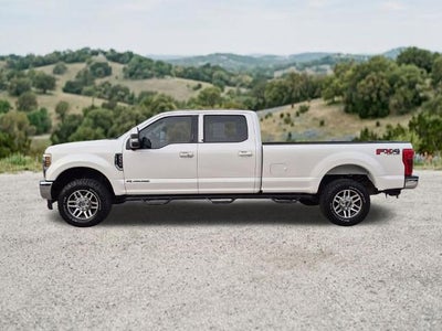 2019 Ford Super Duty F-350 SRW LARIAT 4WD Crew Cab 6.75' Box
