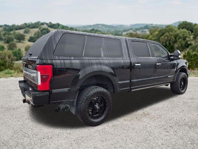 2017 Ford Super Duty F-350 SRW Platinum 4WD Crew Cab 6.75' Box