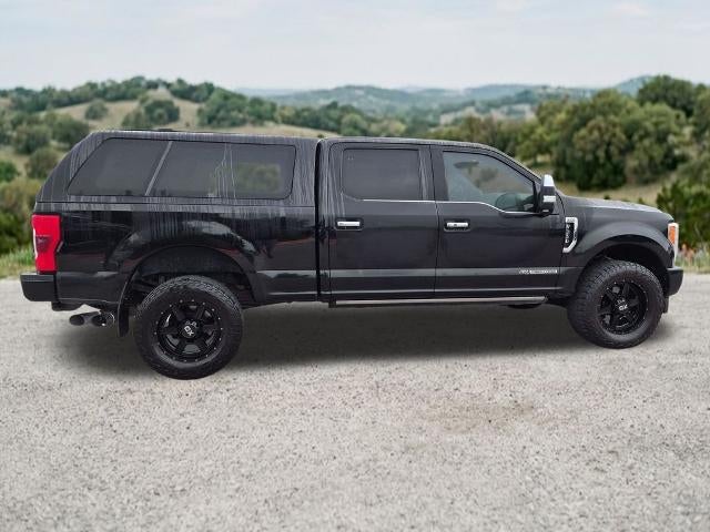 2017 Ford Super Duty F-350 SRW Platinum 4WD Crew Cab 6.75' Box
