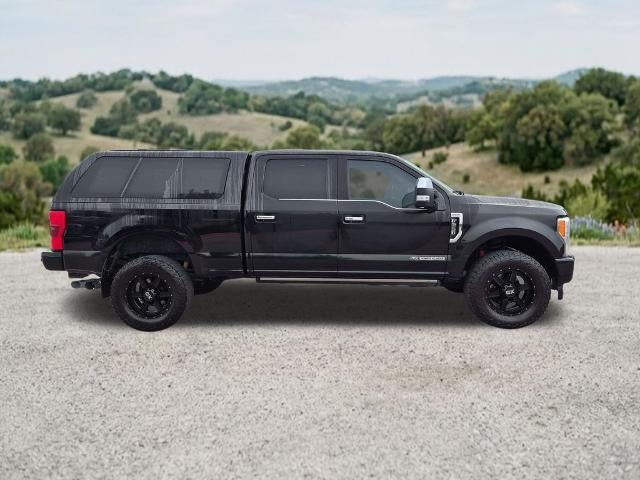 2017 Ford Super Duty F-350 SRW Platinum 4WD Crew Cab 6.75' Box