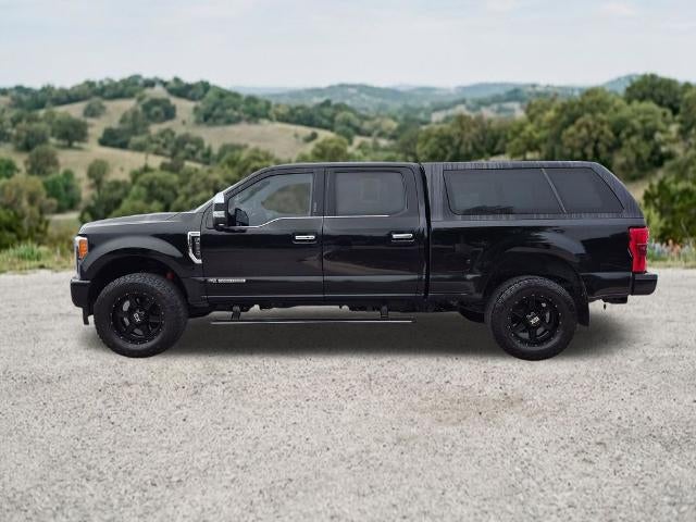 2017 Ford Super Duty F-350 SRW Platinum 4WD Crew Cab 6.75' Box