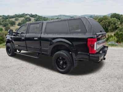 2017 Ford Super Duty F-350 SRW Platinum 4WD Crew Cab 6.75' Box