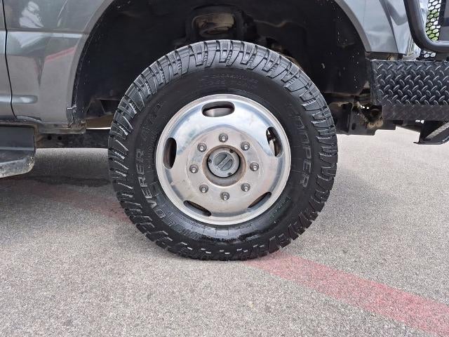 2020 Ford Super Duty F-350 DRW XL 4WD Crew Cab 8' Box