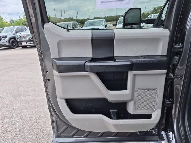 2020 Ford Super Duty F-350 DRW XL 4WD Crew Cab 8' Box