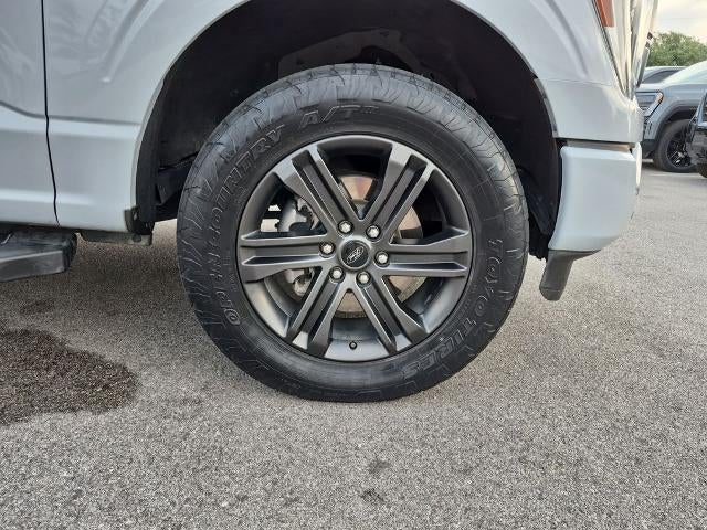 2022 Ford F-150 LARIAT 4WD SuperCrew 5.5' Box