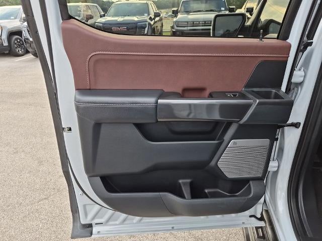 2022 Ford F-150 LARIAT 4WD SuperCrew 5.5' Box