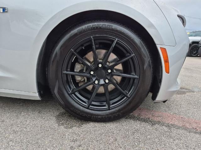 2018 Chevrolet Camaro 2dr Convertible 1LT