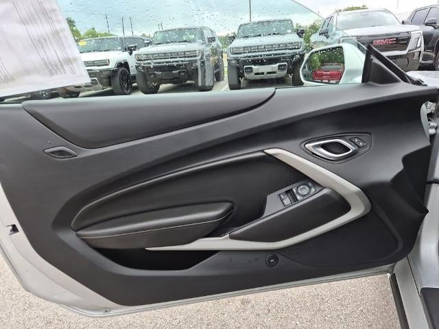 2018 Chevrolet Camaro 2dr Convertible 1LT