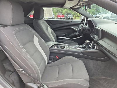 2018 Chevrolet Camaro 2dr Convertible 1LT