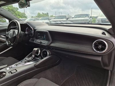 2018 Chevrolet Camaro 2dr Convertible 1LT