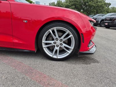 2019 Chevrolet Camaro 2dr Coupe 2SS