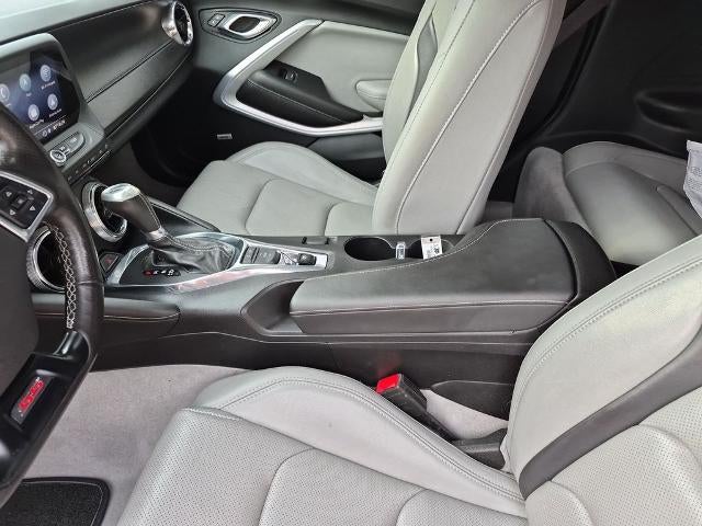 2019 Chevrolet Camaro 2dr Coupe 2SS