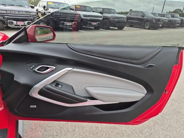 2019 Chevrolet Camaro 2dr Coupe 2SS