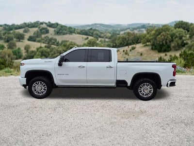 2022 Chevrolet Silverado 2500 HD Crew Cab Standard Box 4-Wheel Drive High Country
