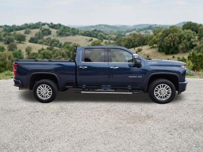 2020 Chevrolet Silverado 2500 HD Crew Cab Standard Box 4-Wheel Drive High Country