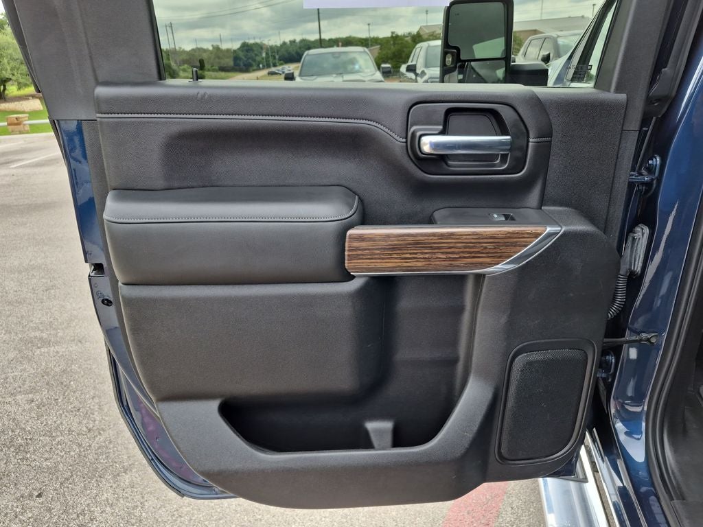 2020 Chevrolet Silverado 2500 HD Crew Cab Standard Box 4-Wheel Drive High Country