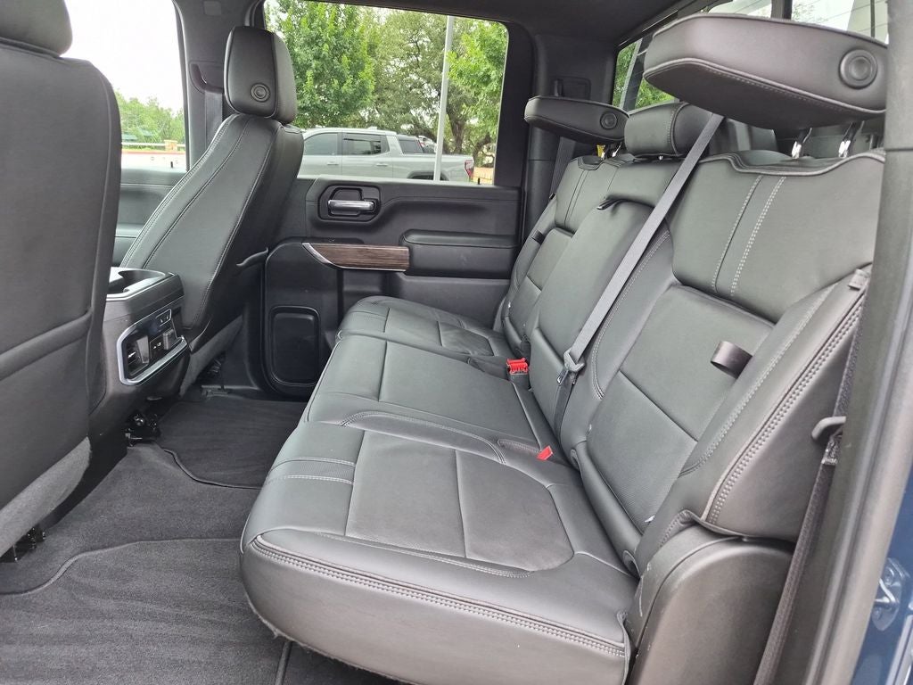 2020 Chevrolet Silverado 2500 HD Crew Cab Standard Box 4-Wheel Drive High Country