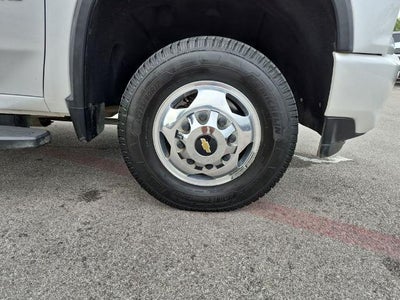 2020 Chevrolet Silverado 3500 HD Crew Cab Long Box 4-Wheel Drive High Country
