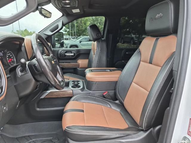 2020 Chevrolet Silverado 3500 HD Crew Cab Long Box 4-Wheel Drive High Country