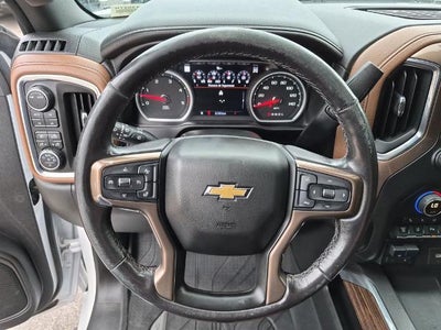 2020 Chevrolet Silverado 3500 HD Crew Cab Long Box 4-Wheel Drive High Country