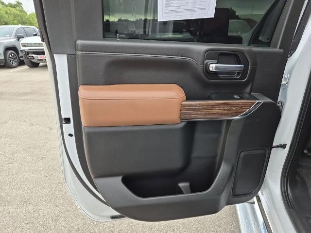 2020 Chevrolet Silverado 3500 HD Crew Cab Long Box 4-Wheel Drive High Country