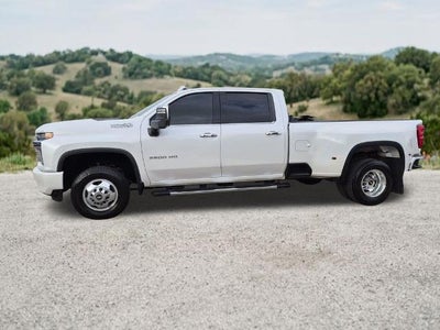 2020 Chevrolet Silverado 3500 HD Crew Cab Long Box 4-Wheel Drive High Country