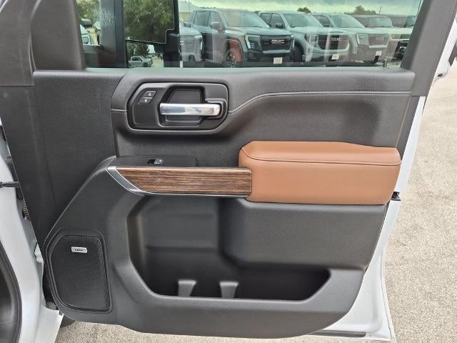 2020 Chevrolet Silverado 3500 HD Crew Cab Long Box 4-Wheel Drive High Country