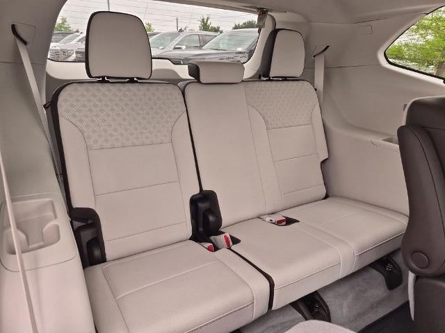 2024 GMC Acadia FWD Denali