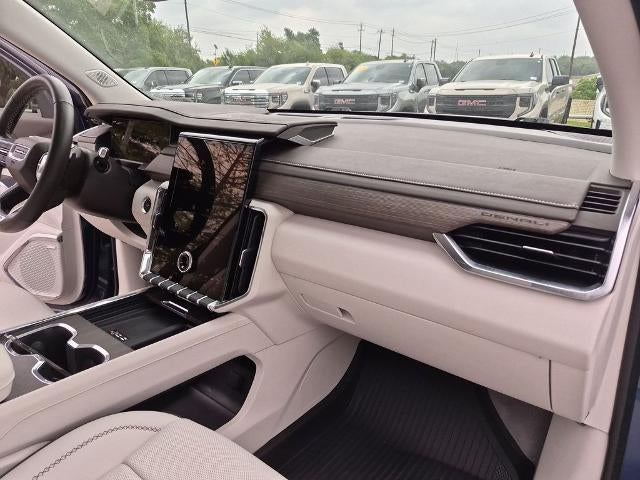 2024 GMC Acadia FWD Denali